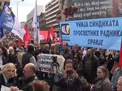 КРИЗИРАЊЕ КРИЗНОГ ШТАБА
